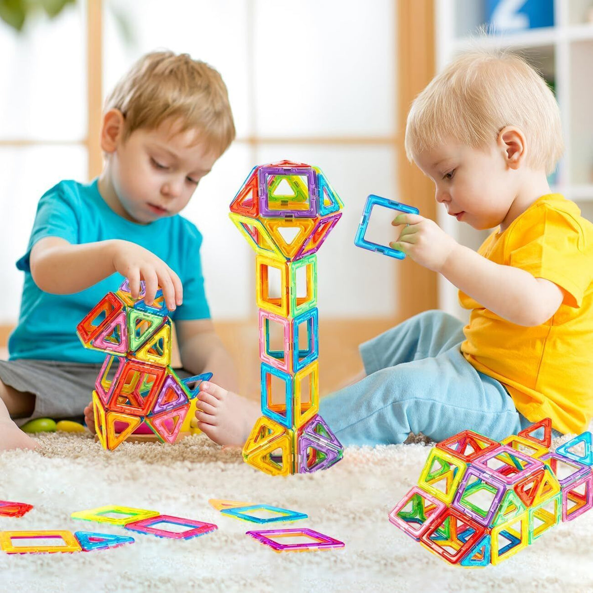 PERA FASHION 110 Piece Magnetic Construction Toy Set